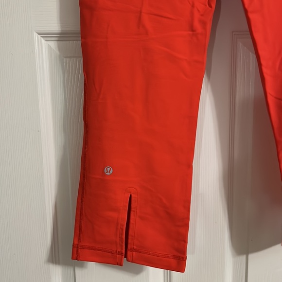 Lululemon cropped pants - Picture 2 of 3